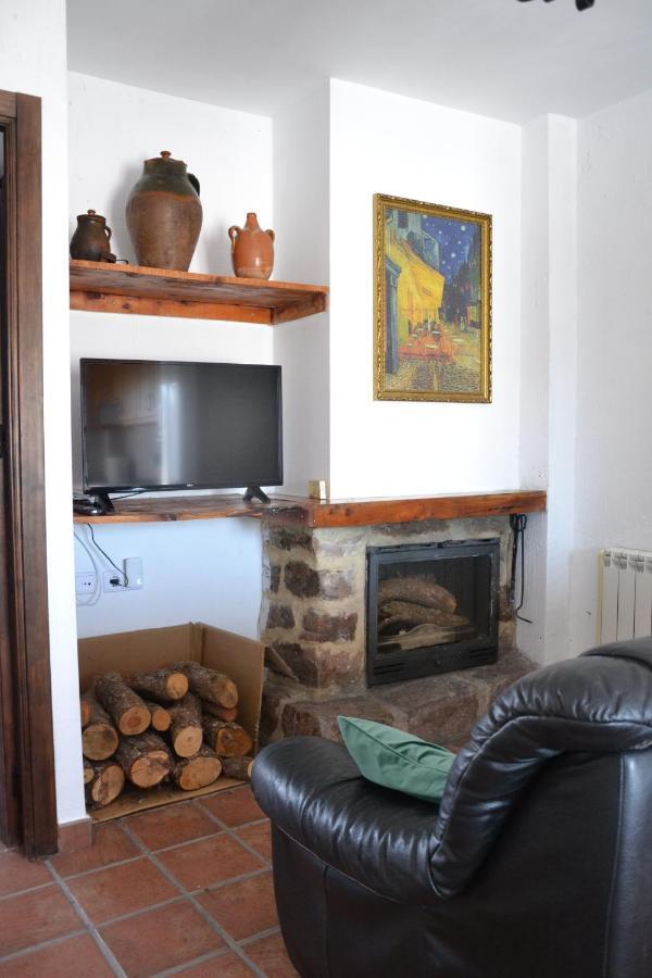 Apartamentos La Sierra Villalba de la Sierra Eksteriør bilde